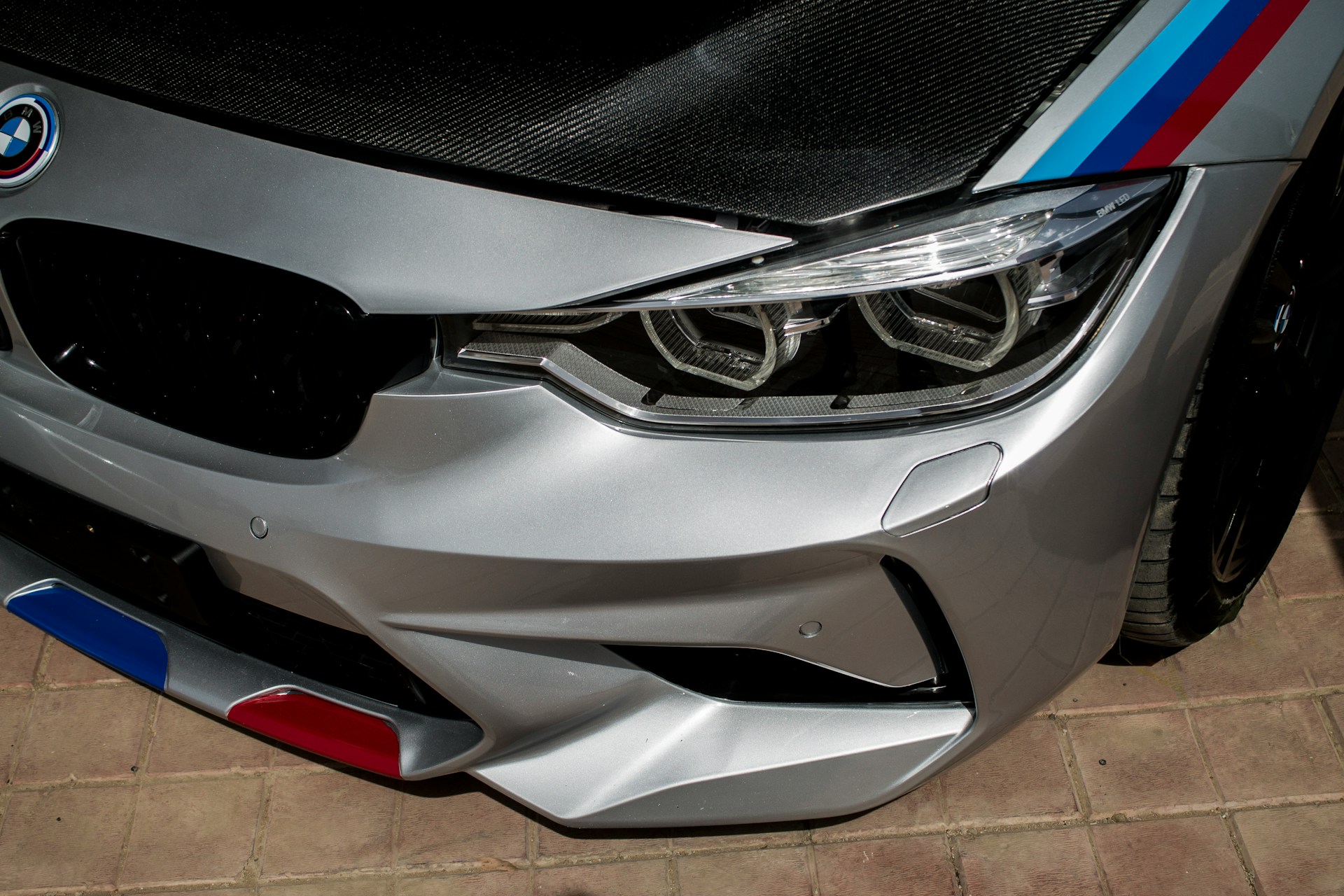 car after a minor car accident